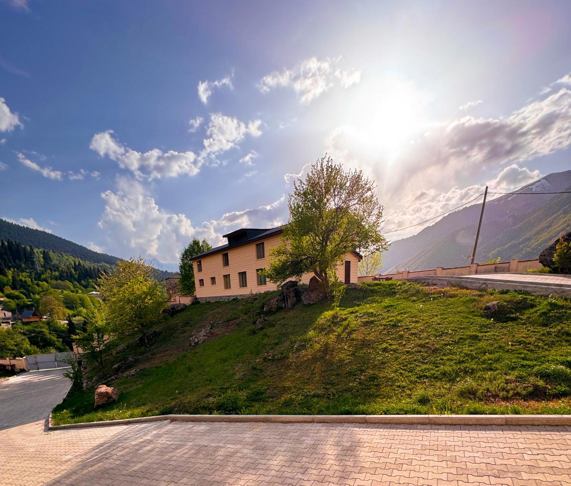 Mestiakhedi Hotel Exterior foto